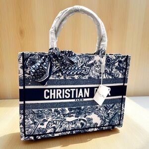 Blue and White Toile Print Book Tote Handbag